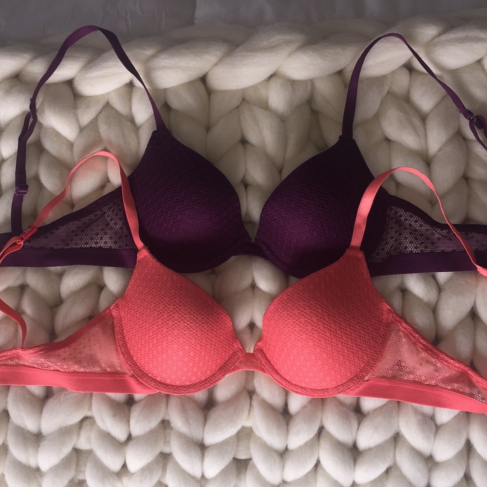2 SO push up bras